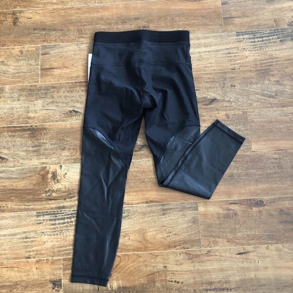 **NWT**LULULEMON Power Position High-Rise Tight 25" - Picture 12 of 16